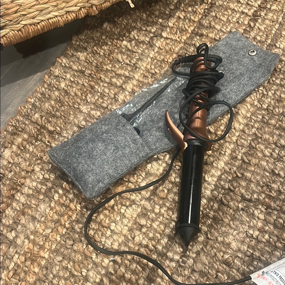 NEW LANPRO Black and Copper Curling Iron with Gray Case